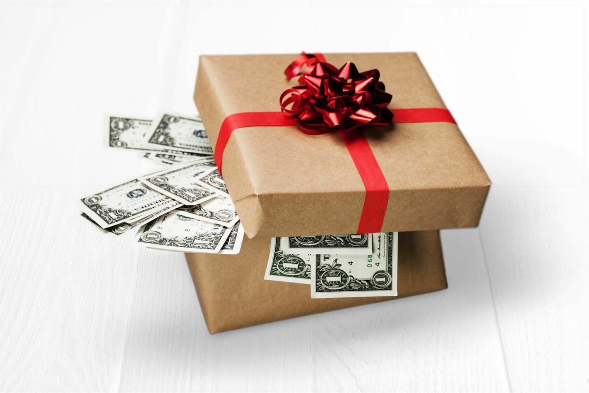 12 Top Unique and Memorable First Salary Gift Ideas for UAE Residents