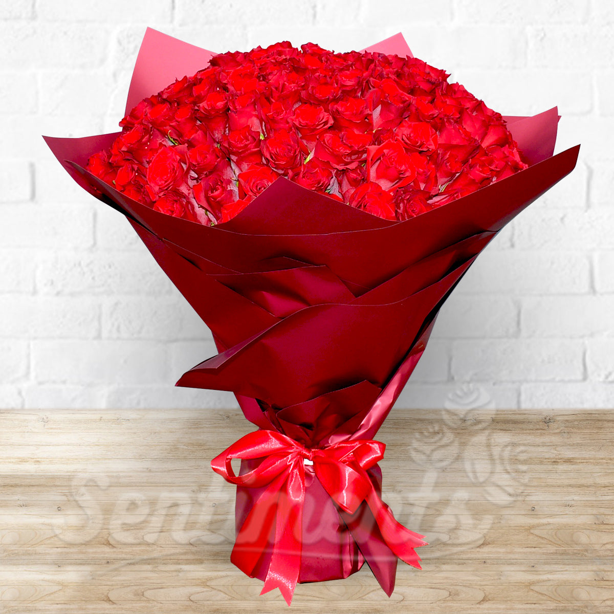 100 Red Roses Hand Bouquet