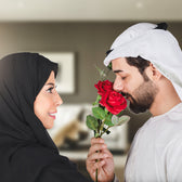 Give Flowers Before or After Dinner? (Right Time Guide)
