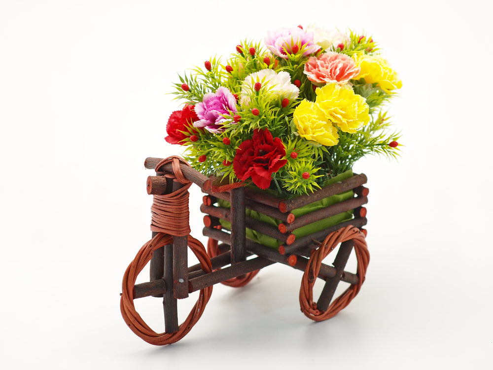 How to Make a Flowers Bouquet Look Expensive (Tips and Tricks)