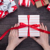 Inexpensive But Impressive Graduation Gift Ideas in Dubai 2027