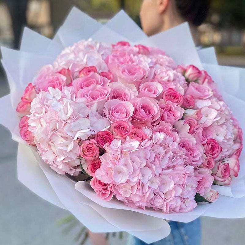 Lovely Pinky Mixed Hydrangea & Pink Roses Fresh Flower Hand Bouquet