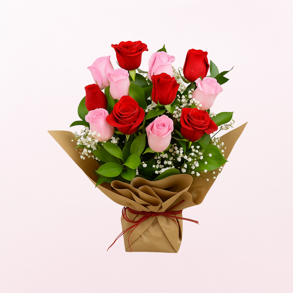 12 Mixed Pink &  Red Roses Simple Arrangement