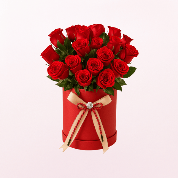 18 Red Roses in Red