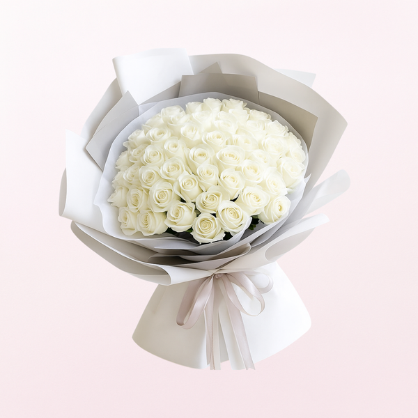Pure Love White  Roses Fresh Flower Hand Bouquet