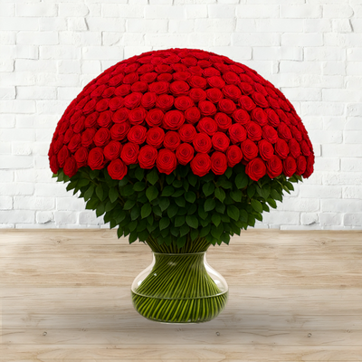 VIP LONG STEM - Luxurious Big  Red Roses Hand Bouquet - PRE ORDER - 5-7days upon delivery ( Acrylic Stand Not Included (Just for Photoshoot purposes)
