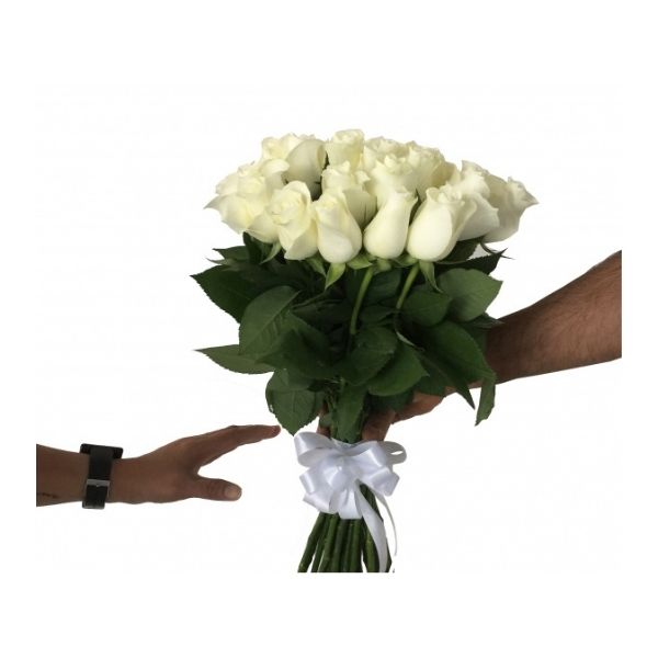 12 White Roses Organic Bouquet