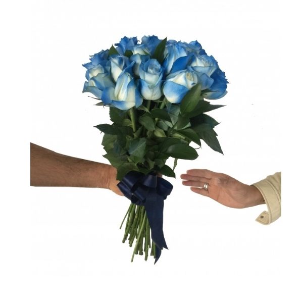 12 Blue Roses Organic Bouquet